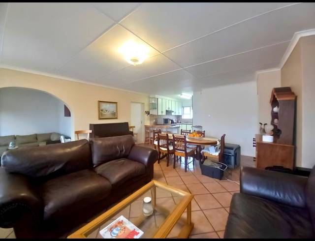 3 BEDROOM HOUSE FOR SALE IN HEIDERAND